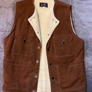 Brown suede Sherpa-Lined Vest